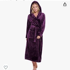 ✨NEW✨ Soft, Plush, Long Women’s Hooded Bathrobe